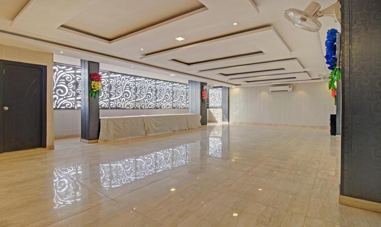 Treebo Trend Wedding Bells Kanpur Hotell Eksteriør bilde