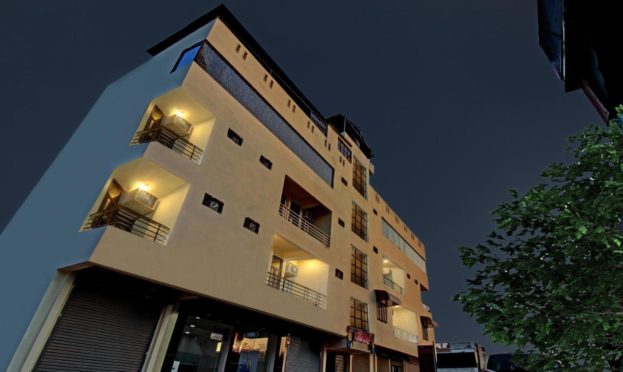 Treebo Trend Wedding Bells Kanpur Hotell Eksteriør bilde