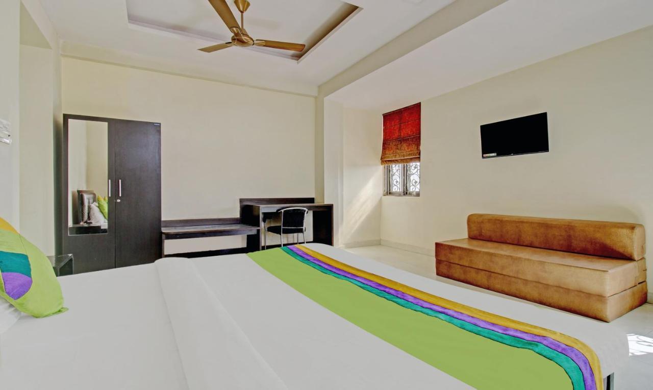 Treebo Trend Wedding Bells Kanpur Hotell Eksteriør bilde